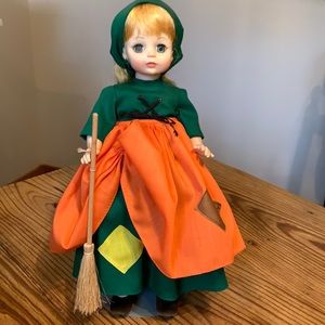 Madame Alexander 1540 Poor Cinderella doll